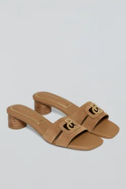 Polo Club Chaussures*Mule à talon Giorgia avec un détail métallisé Camel