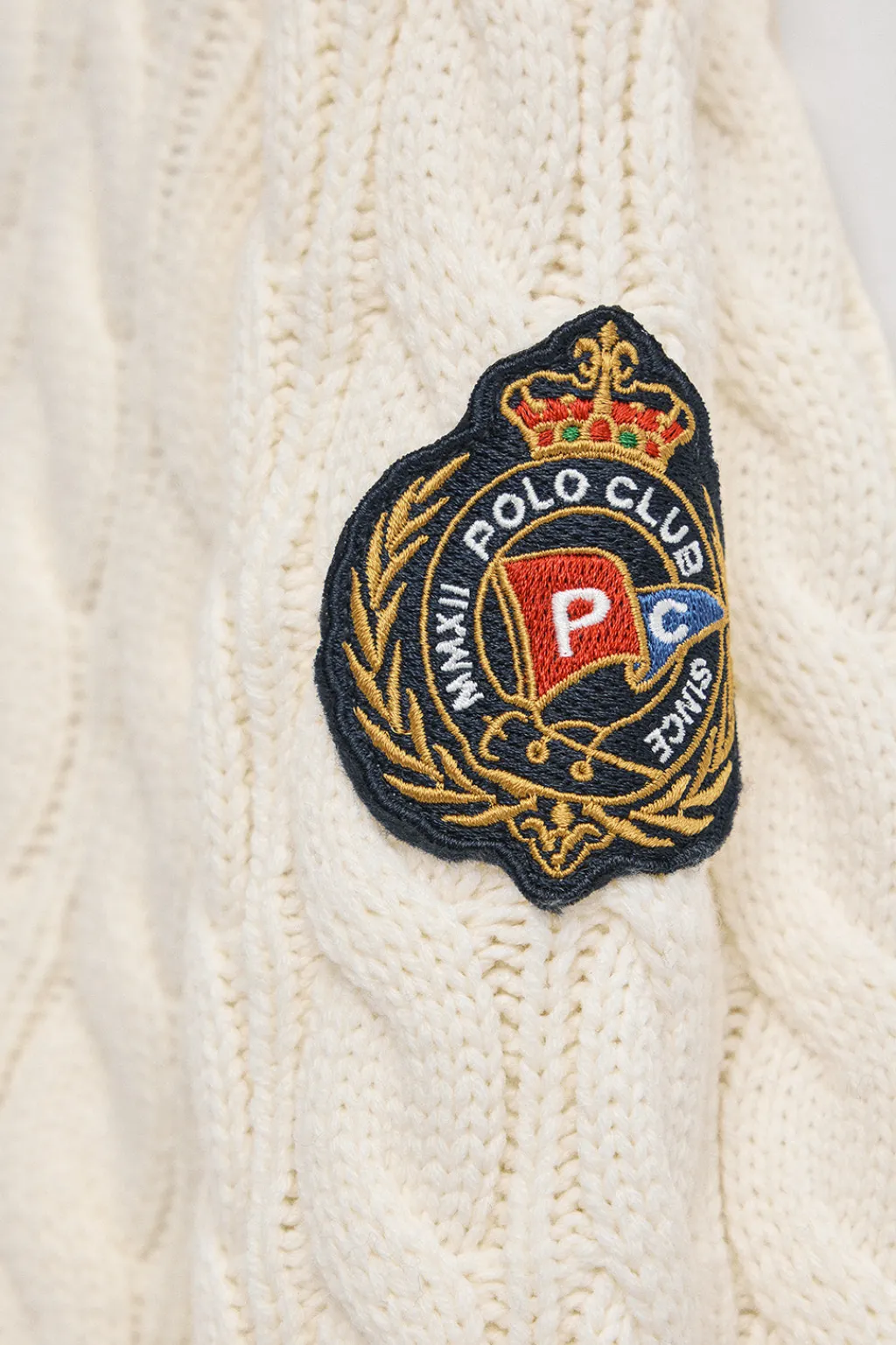 Polo Club Pulls*Pull écru à col en V avec écusson nautique Beige